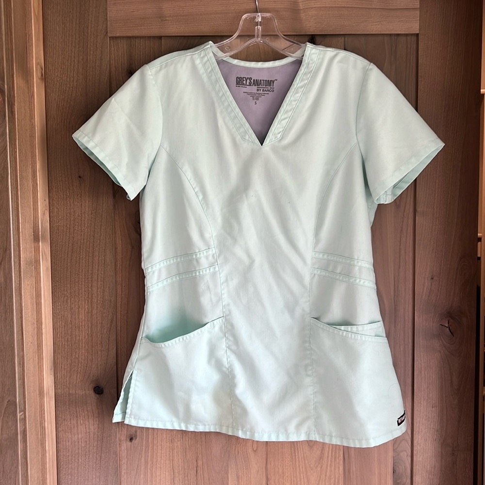 Grey’s anatomy women’s scrub top